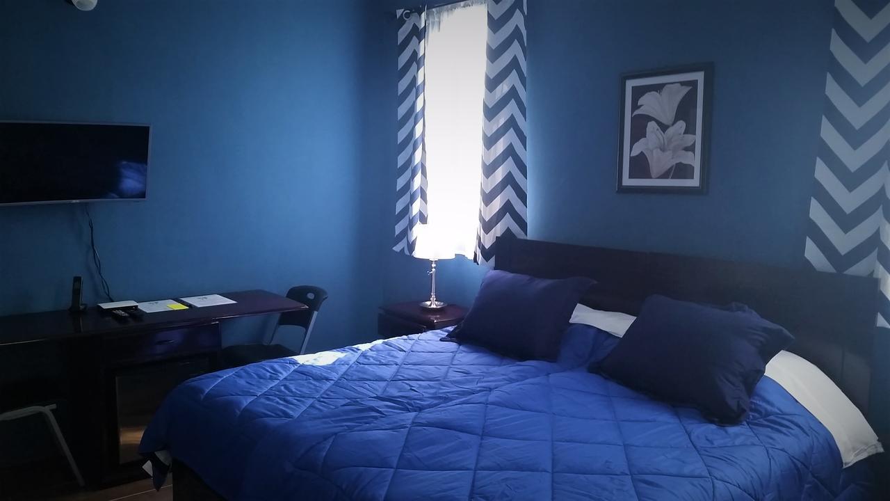 Bailey'S Bed And Breakfast Runaway Bay Eksteriør billede